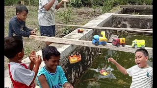 Mainan Anak | Balap Truk Diatas Kolam | Truk Mainan