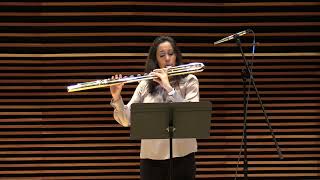 Luvina for bass flute and reverberation by Adina Izarra, performed by Maria Castillo