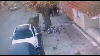 Motochorros intentaron robar y amenzaron a los vecinos del Barrio Don Bosco