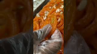 Jalebi with Rabadi #Shortvideo #Streetfoodindia