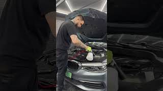 Detailing motor CleanCouch București