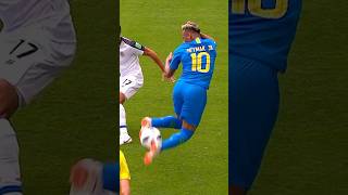 Neymar Jr Best skill 😱// football skill // #football #goat #neymar #brasil #foryou #shorts #fyp