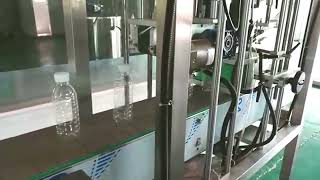 Bottles press capping machine