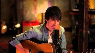 Mo Pitney - Something In The Way She Moves (Official Acoustic Cover) (James Taylor Cover)