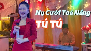 Lâu Rồi Mới Gặp Lại Tú Tú Vẫn Nui Cười Ấy Vẫn Duyên Dáng Và Đáng Yêu