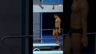 Stunning Dive Of Luis Uribe #dive #LuisUribe #diving #shorts