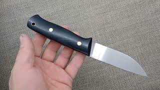 Hunting knife.