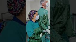 Mədə kiçiltmə (Sleeve gastrectomy) canlı olaraq bütün etaplarla. İzahlı .