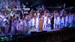 Phoenix Children's Chorus perform with Andre Rieu, Earth Song