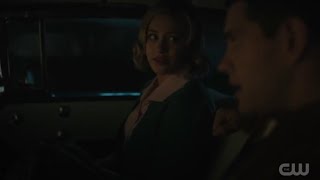 Riverdale 7x02 | Betty and Kevin Kiss