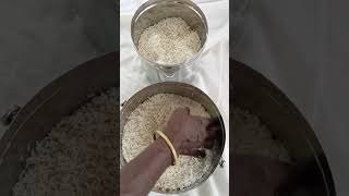 மாவிளக்கு மாவு செய்வது எப்படி/How to make maavilakku maavu /  கோவில் பச்சரிசி மாவு உருண்டை. #shorts