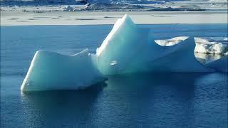 ISLANDA TRA ICEBERG E FUMAROLE 2018