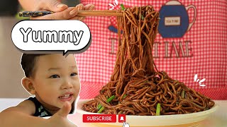 How to Make Soy Sauce Fried Noodle | Soy Sauce Fried Noodle Recipes - Simple Chinese Foods