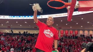 Houston Cougars seniors, Kelvin Sampson speak to Fertitta Center crowd, cut down nets!