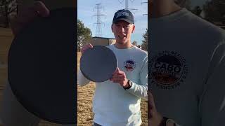 Hole 2 of the pizza tray challenge!! #shorts #discgolf #pizzatraychallenge