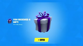 I Got Gifted The GIANT 😲 Gift Ever!