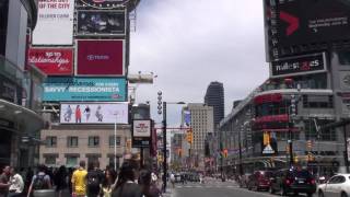 Toronto HD - Dundas Square