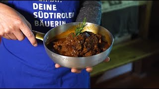 Selbergmocht: Feuriges Biergulasch - Rezeptvideo der Südtiroler Bäuerinnen