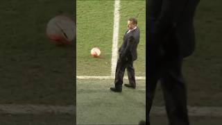 Тренеры контролируют мяч #shorts #футбол #football