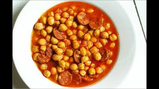 Buenisimos garbanzos con chorizo, os invito a que lo veais,