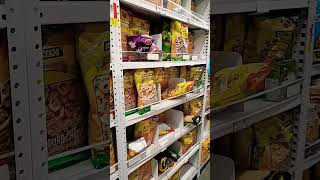 Snack at Indian store in America, Patel Brothers #shorts #youtubeshorts #ytshorts #indianstore