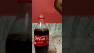 Coca Cola Mentos experiment😱 ||Coca-Cola Vs Mentos #shorts #cocacolamentos #cocacola