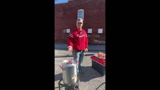 Ask The Expert- Eric Norris Demonstrates how to SAFELY Deep Fry a Turkey!