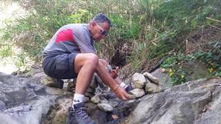 Stone Balance, dimostrazione della costruzione di un arco