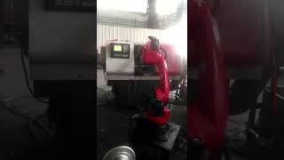 Yooheart robot for CNC machine loading and unloading application