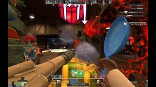 TF2: kicking bots and christmas presents