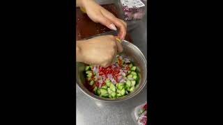 Simple fresh vegetables salads #shortsvideo #satisfyingvedio #asmr #saladlove #saladrecipe