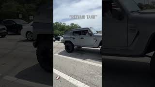 CALIFORNIA 😎COUPLE CRUISE IN THEIR 💰💵💰REZVANI TANK #luxurycar #shortvideo #rezvani #how to live.