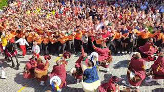 Doudou Mons 2022, passage du cortège