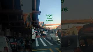 Gojek/Grab/Indrive Apa Pilihan mu..? #shorts #short #taxionline #maxim #viral #soekarnohattaairport