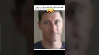 Lewandoski: Hi, culos. #epicfail #memes #viral #comedia #barça #fcbarcelona #lewandowski #cules