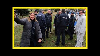 Selfie am tatort-set - kommissarin schießt crew ab