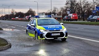 Brand new Suzuki Swace of Warsaw Police. Najnowsze Suzuki Swace warszawskiej policji.