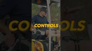 Basic mini excavator controls #shorts