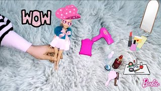 Kız Çocuk Oyunları ve Evcilik Oyunları! Barbie Güzellik Salonu Alive Bebek Saçlarını Yapıyoruz