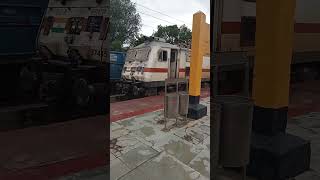 20807 - Hirakud SF Express arriving on Gwalior Railway Station