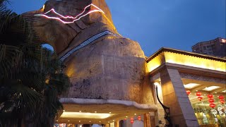 [4K] Watching The Bat-Signal Above Sunway Pyramid In Petaling Jaya