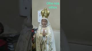 Olhe nos olhos da Santa Maria