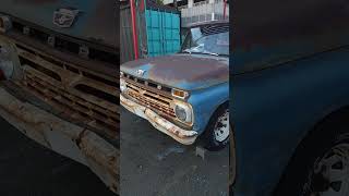 Ford truck.#nyc #streetphotography #urbanphotography #photography #photographer #carphotography #lic