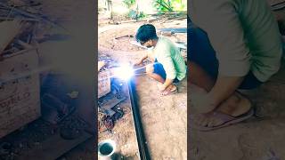 frame welding iron💪😁🚪#welding #song #welder #constrcution #lethmachine #nft