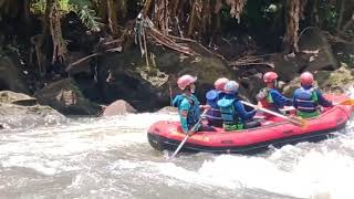 rafting sungai elo ( elo rivers adventure)