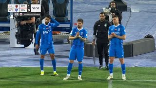 عندما يتأخر الهلال يكون الرد قاسياً  ! 🔥