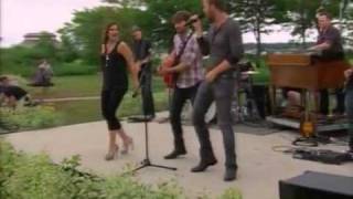 Lady Antebellum - Our Kind Of Love (Live on Regis & Kelly)