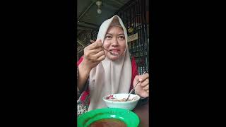 MAKAN MIE AYAM BAKSO BARENG REKAN KERJA GURU