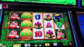 Slot Machine Big Hits/Bonus Play Action