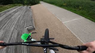 Hop over Limebike BMX